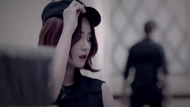 AOA ー 사뿐사뿐（Like a Cat） Music Video