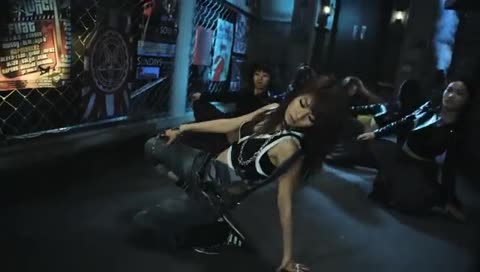 HYUNA - 'CHANGE' (Official Music Video)